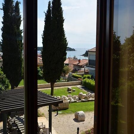 Apartment Max Rovinj Bagian luar foto