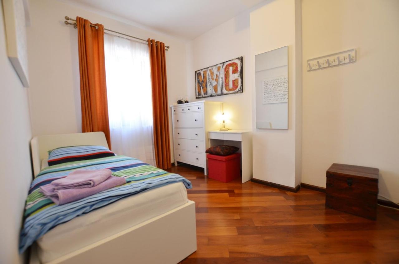 Apartment Max Rovinj Bagian luar foto